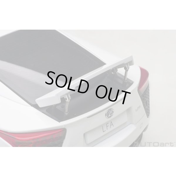 画像13: AUTOart 1/18 Lexus LFA (Whitest White) (13)
