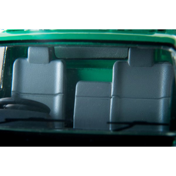 画像8: TOMYTEC 1/64 Limited Vintage NEO Isuzu Elf Panel Van (ハトのマークの引越センター) (8)