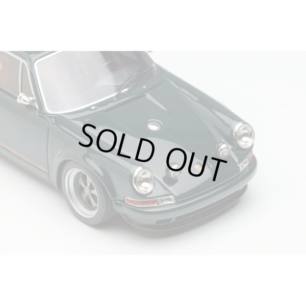 画像6: VISION 1/43 Singer 911 (964) Coupe Brewster Green (with Driving lamp) Limited 100 pcs. (6)