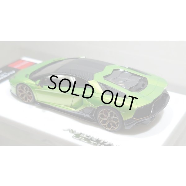 画像12: EIDOLON 1/43 Lamborghini Aventador LP780-4 Ultimae 2021 (Leirion Wheel) Giallo Verde Pearl Carbon Roof Limited 35 pcs. (12)