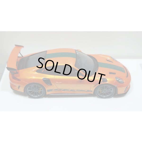 画像4: EIDOLON 1/43 Porsche 911 (991.2) GT3 RS 2018 Arancio Pearl with Body Stirpes Limited 32 pcs. (4)