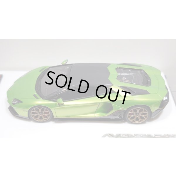 画像4: EIDOLON 1/43 Lamborghini Aventador LP780-4 Ultimae 2021 (Leirion Wheel) Giallo Verde Pearl Carbon Roof Limited 35 pcs. (4)
