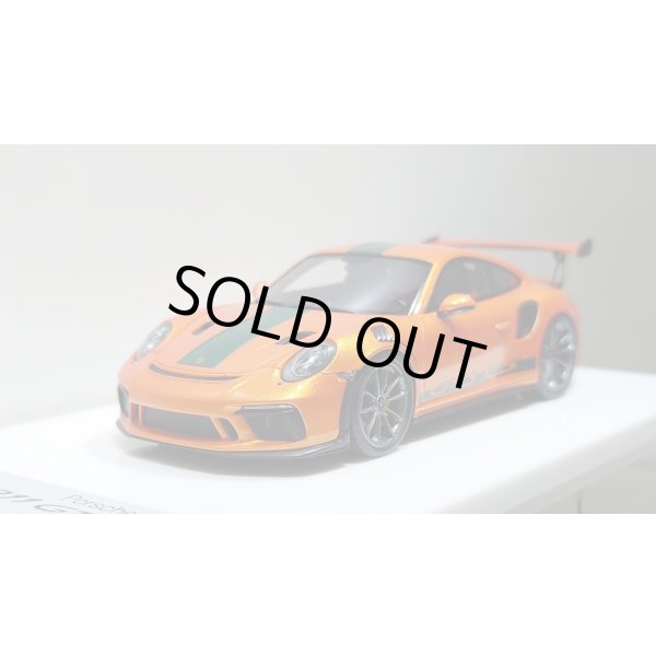 画像9: EIDOLON 1/43 Porsche 911 (991.2) GT3 RS 2018 Arancio Pearl with Body Stirpes Limited 32 pcs. (9)
