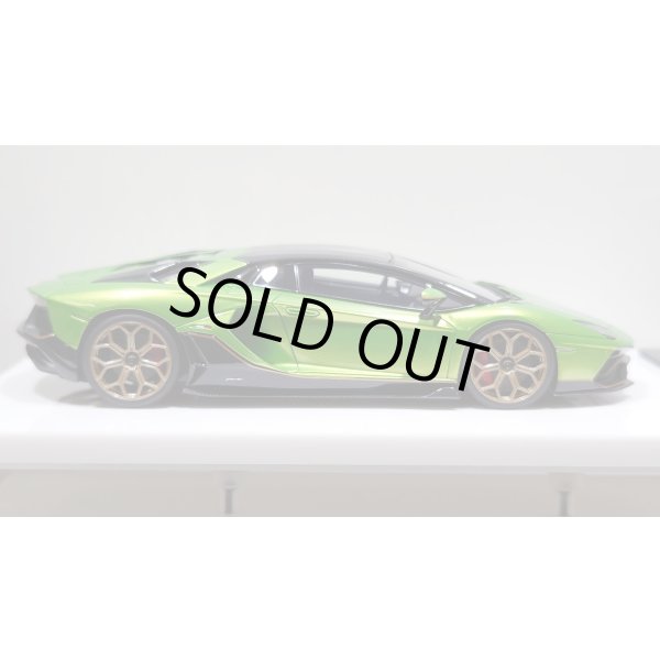 画像6: EIDOLON 1/43 Lamborghini Aventador LP780-4 Ultimae 2021 (Leirion Wheel) Giallo Verde Pearl Carbon Roof Limited 35 pcs. (6)