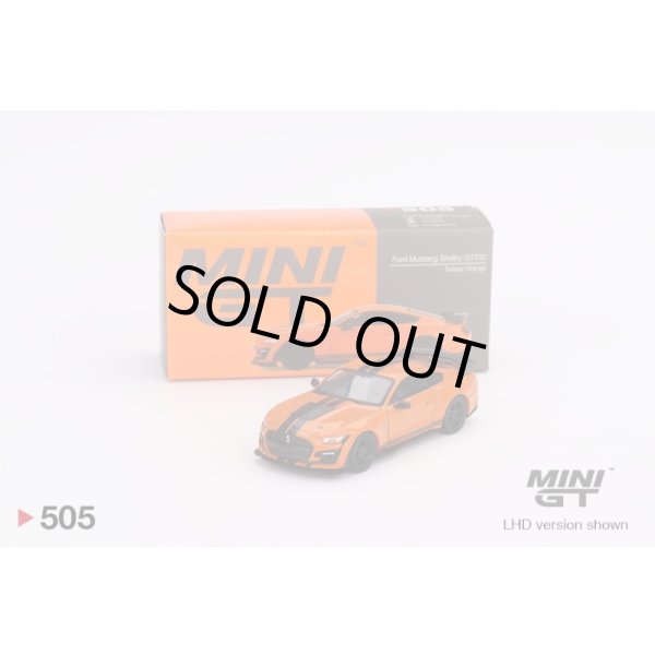 画像1: MINI GT 1/64 Ford Mustang Shelby GT500 Twister Orange (LHD) (1)