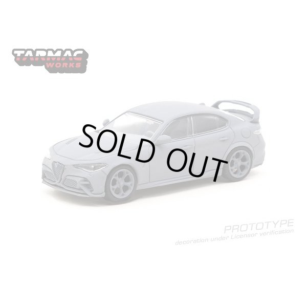 画像2: Tarmac Works 1/64 Alfa Romeo Giulia GTAm Red Metallic (2)