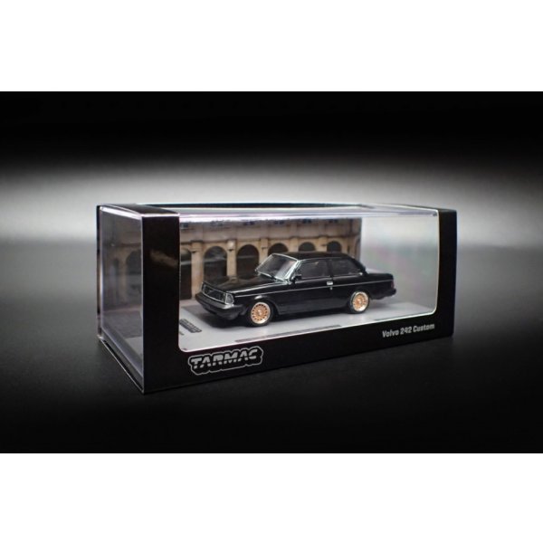 画像1: Tarmac Works 1/64 Volvo 242 Custom Black (1)