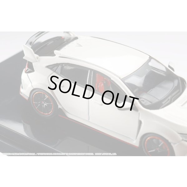 画像10: Hobby JAPAN 1/64 Honda Civic Type R (FK8) 2020 with Engine Display Model [Championship White] (10)