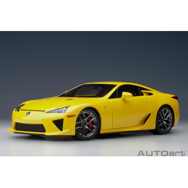 画像1: AUTOart 1/18 Lexus LFA (Pearl Yellow) (1)