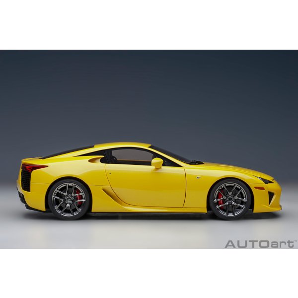 画像4: AUTOart 1/18 Lexus LFA (Pearl Yellow) (4)