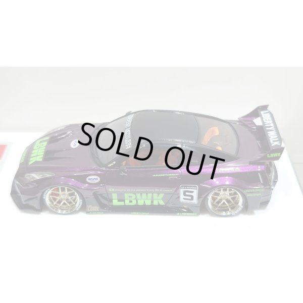 画像4: EIDOLON 1/43 LB-Silhouette WORKS GT 35GT-RR Alba Cielo / Black Two-Tone color Limited 35 pcs. (4)