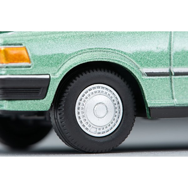 画像7: TOMYTEC 1/64 Limited Vintage NEO Nissan Gloria Sedan 200E GL (Green) 1979 (7)
