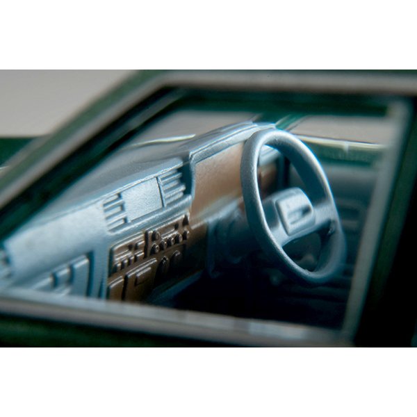 画像9: TOMYTEC 1/64 Limited Vintage NEO Nissan Gloria Sedan 200E GL (Green) 1979 (9)