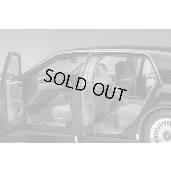 画像9: AUTOart 1/18 Toyota Century Special Edition (Eternal Black) 神威 ＜かむい＞ (9)