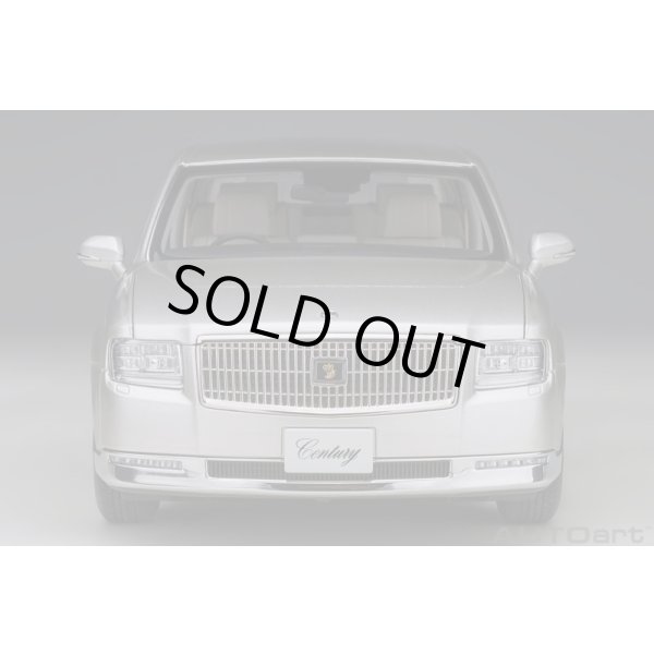 画像5: AUTOart 1/18 Toyota Century Special Edition (Radiant Silver Metallic) 精華 ＜せいか＞ (5)