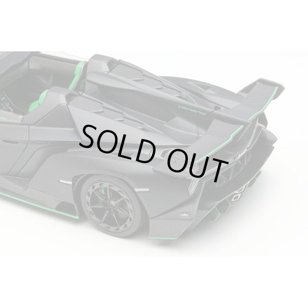画像7: EIDOLON COLLECTION 1/43 Lamborghini Veneno Roadster 2015 Matte Black Limited 80 pcs. (7)