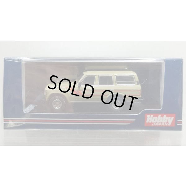 画像1: Hobby JAPAN 1/64 Toyota Land Cruiser 60 GX 1984 with Side Decal Beige Metallic (1)