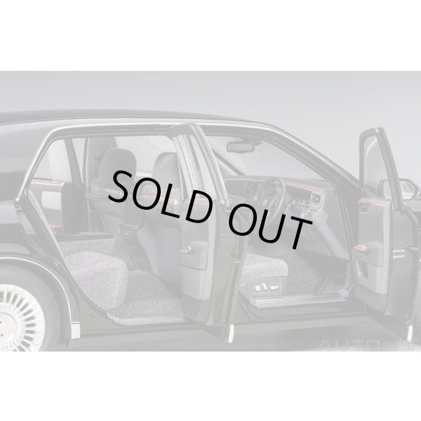 画像10: AUTOart 1/18 Toyota Century Special Edition (Eternal Black) 神威 ＜かむい＞ (10)