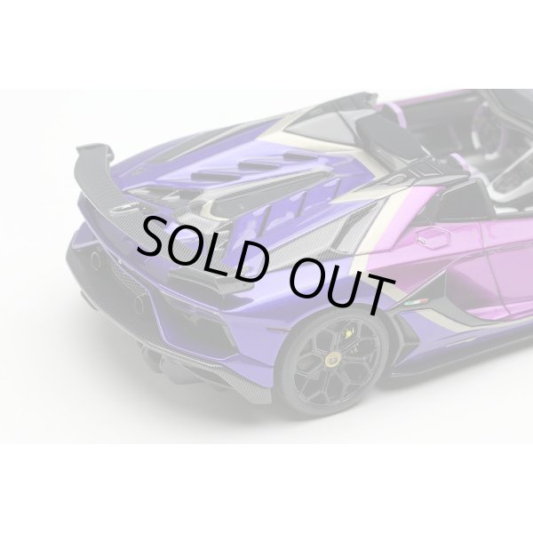 画像10: EIDOLON COLLECTION 1/43 Lamborghini Aventador SVJ Roadster 2020 Ad Personam 2 tone paint Viola Fineo / Viola Hestia Limited 150 pcs. (10)