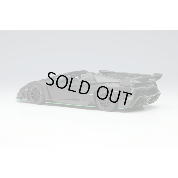 画像3: EIDOLON COLLECTION 1/43 Lamborghini Veneno Roadster 2015 Matte Black Limited 80 pcs. (3)