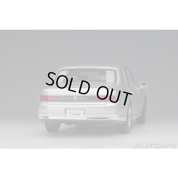 画像17: AUTOart 1/18 Toyota Century Special Edition (Radiant Silver Metallic) 精華 ＜せいか＞ (17)