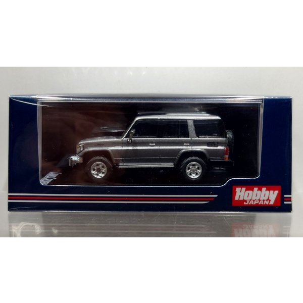 画像1: Hobby JAPAN 1/64 Toyota Land Cruiser 70 ZX 4DOOR 2001 Gray Metallic (1)