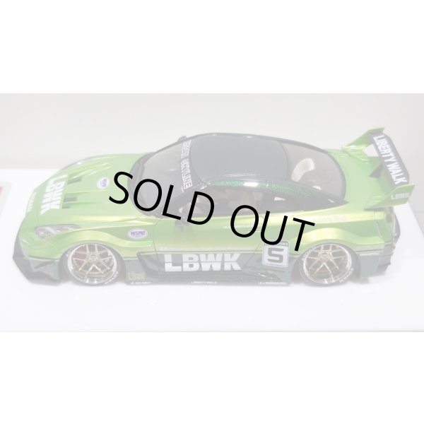 画像4: EIDOLON 1/43 LB-Silhouette WORKS GT 35GT-RR Giallo Verde Pearl / Dark Green Two-Tone color Limited 35 pcs. (4)
