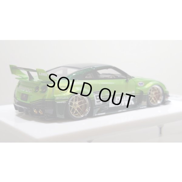 画像7: EIDOLON 1/43 LB-Silhouette WORKS GT 35GT-RR Giallo Verde Pearl / Dark Green Two-Tone color Limited 35 pcs. (7)
