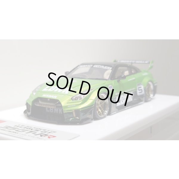 画像8: EIDOLON 1/43 LB-Silhouette WORKS GT 35GT-RR Giallo Verde Pearl / Dark Green Two-Tone color Limited 35 pcs. (8)