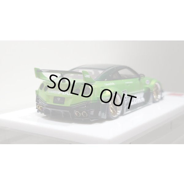 画像9: EIDOLON 1/43 LB-Silhouette WORKS GT 35GT-RR Giallo Verde Pearl / Dark Green Two-Tone color Limited 35 pcs. (9)
