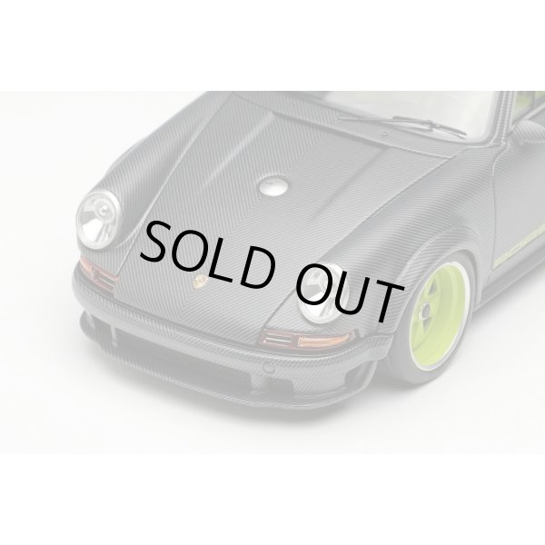画像6: EIDOLON 1/43 Singer 911 DLS 2022 Matte Visible Carbon Limited 150 pcs. (6)