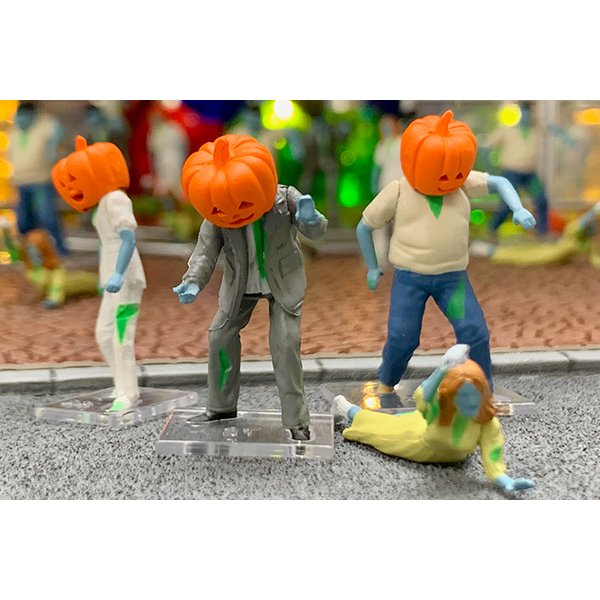 画像8: TOMYTEC 1/64 Diorama Collection 64 #Car Snap 20a Halloween (8)