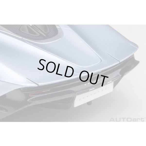画像16: AUTOart 1/18 McLaren Speedtail (Frozen Blue) (16)