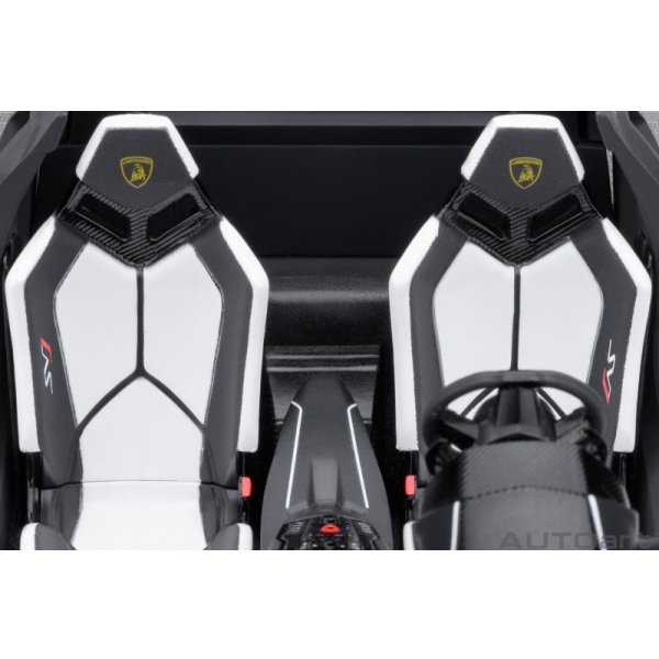 画像13: AUTOart 1/18 Lamborghini Aventador SVJ (Bianco Asopo) (13)