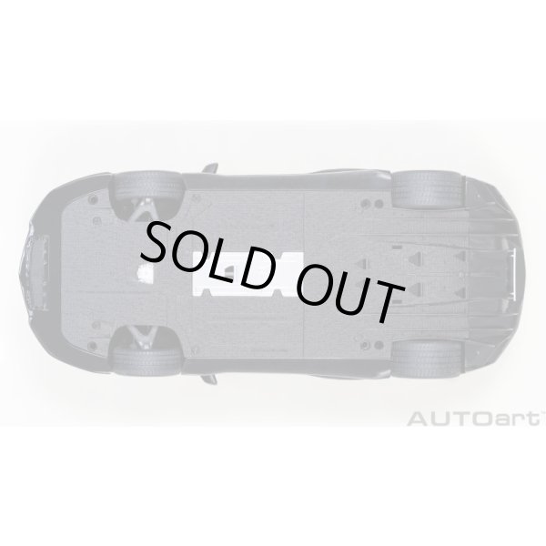 画像8: AUTOart 1/18 Lamborghini Aventador SVJ (Nero Nemesis) (8)