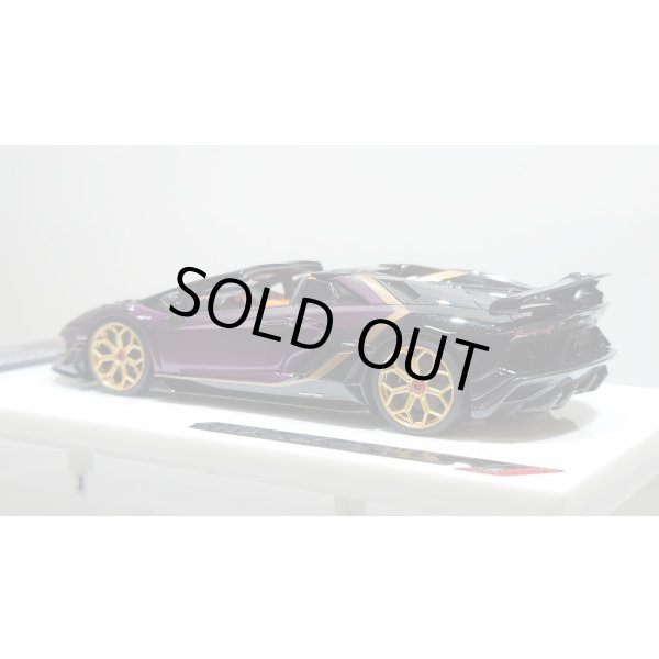 画像3: EIDOLON 1/43 Lamborghini Aventador SVJ Roadster 2020 2 tone paint Alba Cielo / Metallic Black Limited 35 pcs. (3)