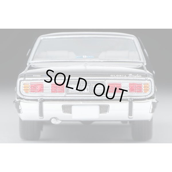 画像6: TOMYTEC 1/64 Limited Vintage NEO Nissan Gloria 4-Door HT F Type 2800 Brougham (Black) '78 (6)