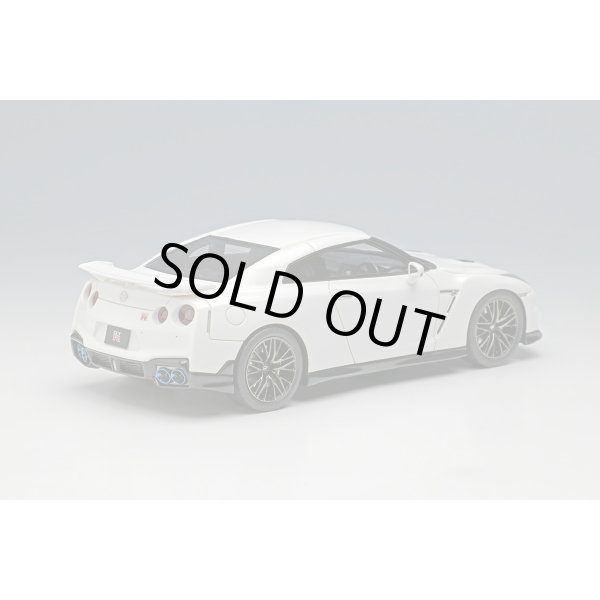 画像4: EIDOLON 1/43 NISSAN GT-R Premium Edition 2024 Brilliant White Pearl (4)