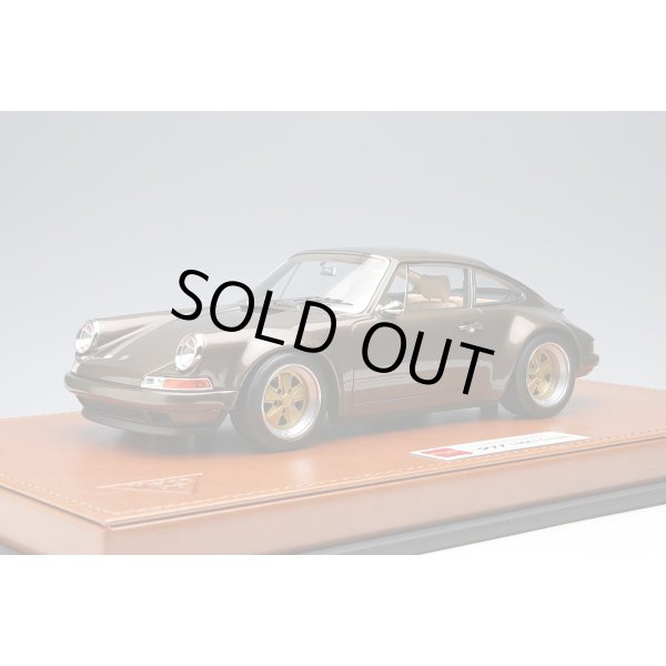 画像2: EIDOLON 1/18 Singer 911 (964) Coupe Metallic Brown Limited 80 pcs. (2)