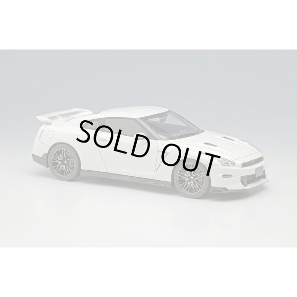 画像5: EIDOLON 1/43 NISSAN GT-R Premium Edition 2024 Brilliant White Pearl (5)