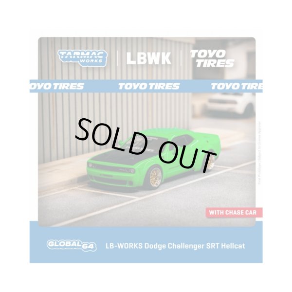 画像1: Tarmac Works 1/64 LB-WORKS Dodge Challenger SRT Hellcat Green Metallic (1)