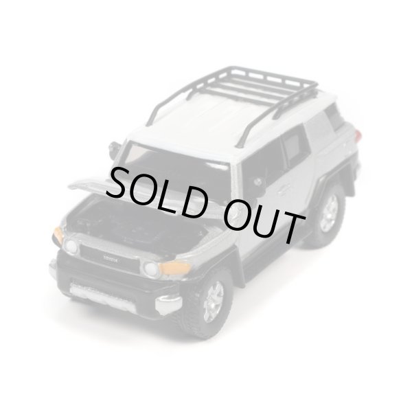 画像6: JOHNNY LIGHTNING 1/64 2007 Toyota FJ Cruiser Titanium Silver (6)