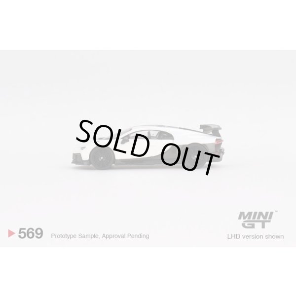 画像3: MINI GT 1/64 Bugatti Chiron Pursport White (LHD) (3)