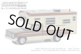 画像: GREEN LiGHT EXCLUSIVE 1/64 1982 Chevrolet C20 Silverado Camper Special Winnebago Slide-In Camper