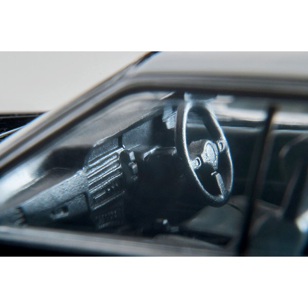画像9: TOMYTEC 1/64 Limited Vintage NEO Nissan Skyline 4-door HT GTS Twin Cam 24V (Black/Silver) (9)