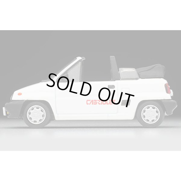画像3: TOMYTEC 1/64 Limited Vintage NEO Honda City Cabriolet (White) '84 (3)