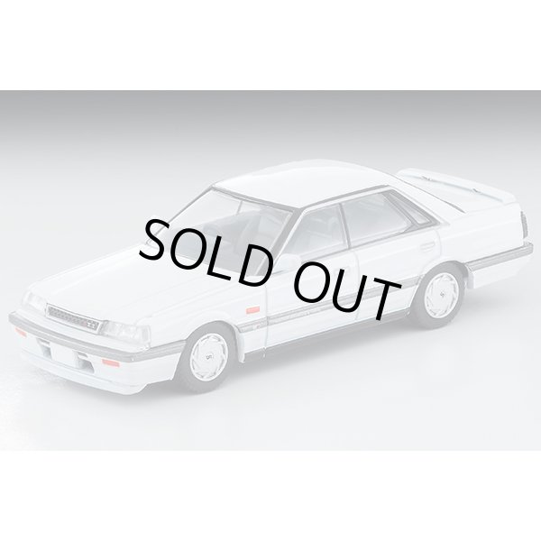 画像1: TOMYTEC 1/64 Limited Vintage NEO Nissan Skyline 4-door HT GT Passage Twin Cam 24V (White) '87 (1)