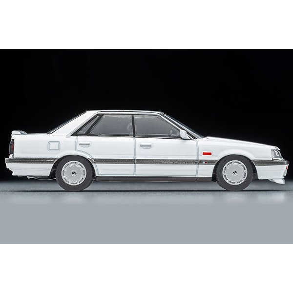 画像4: TOMYTEC 1/64 Limited Vintage NEO Nissan Skyline 4-door HT GT Passage Twin Cam 24V (White) '87 (4)