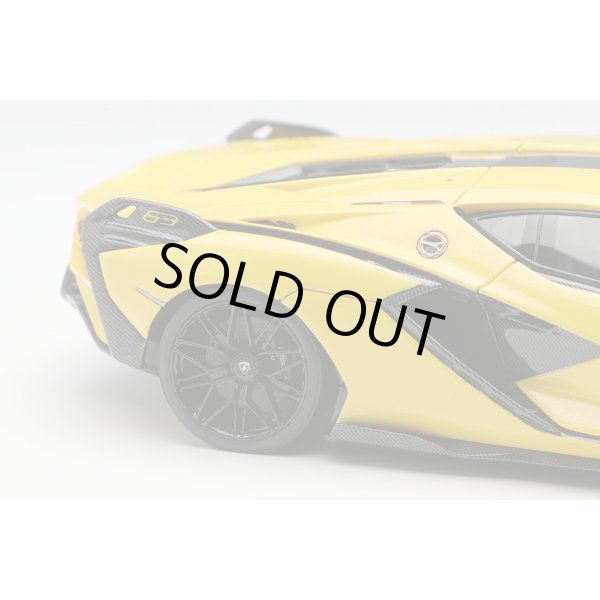 画像7: EIDOLON COLLECTION 1/43 Lamborghini Sian FKP 37 2019 Giallo Inti Limited 60 pcs. (7)