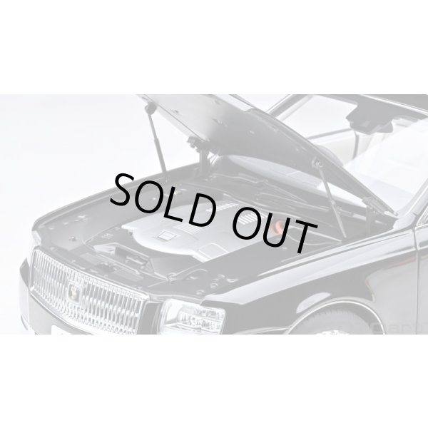 画像9: AUTOart 1/18 Toyota Century Convertible (Eternal Black) 神威 ＜かむい＞ (9)